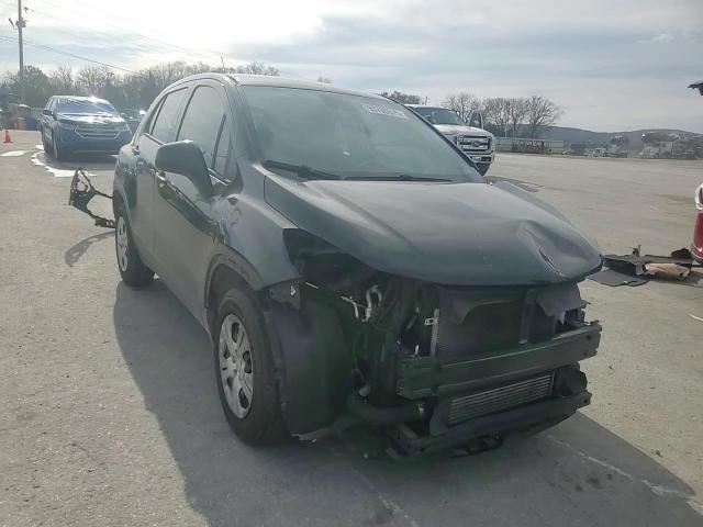 2017 Chevrolet Trax Ls VIN: 3GNCJKSB7HL177817 Lot: 93700575