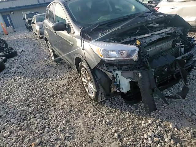2019 Ford Escape Se VIN: 1FMCU9GD9KUC23126 Lot: 93424445
