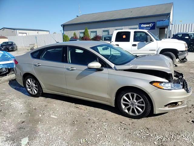 2017 Ford Fusion Se VIN: 3FA6P0H7XHR411947 Lot: 90981175