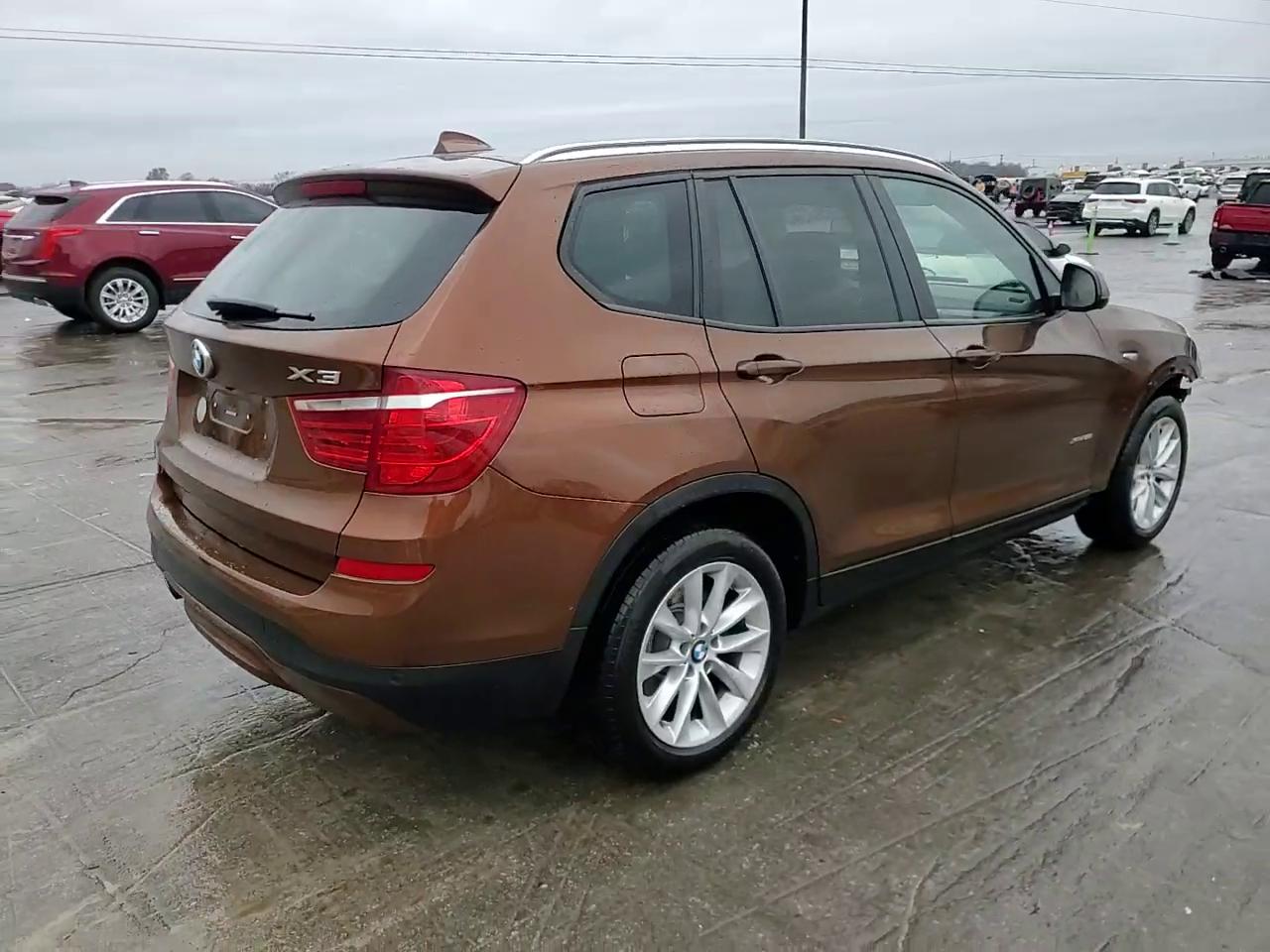 Фото: 5UXWX9C57H0T14773