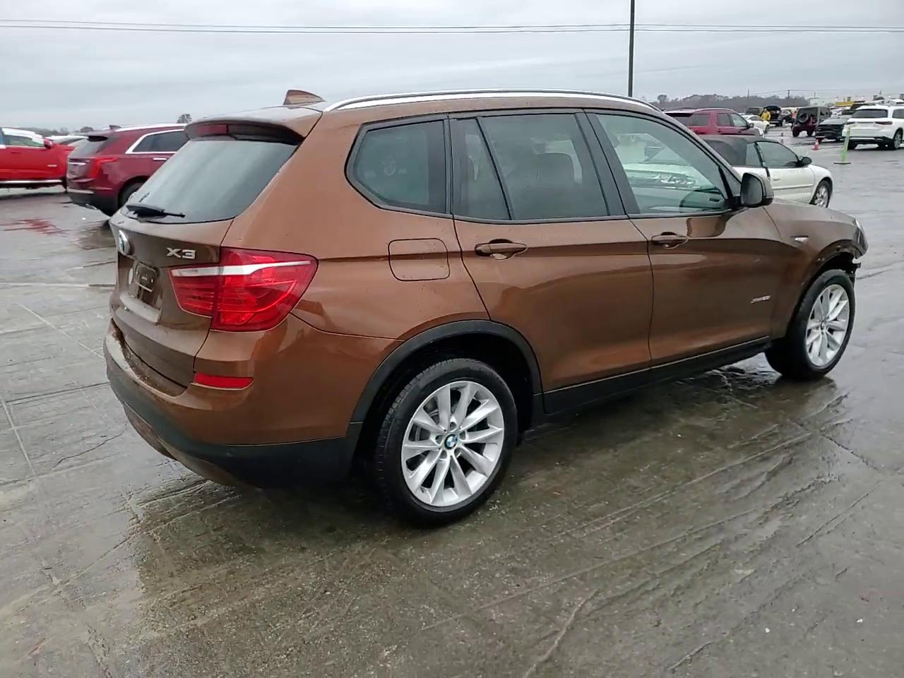 Фото: 5UXWX9C57H0T14773