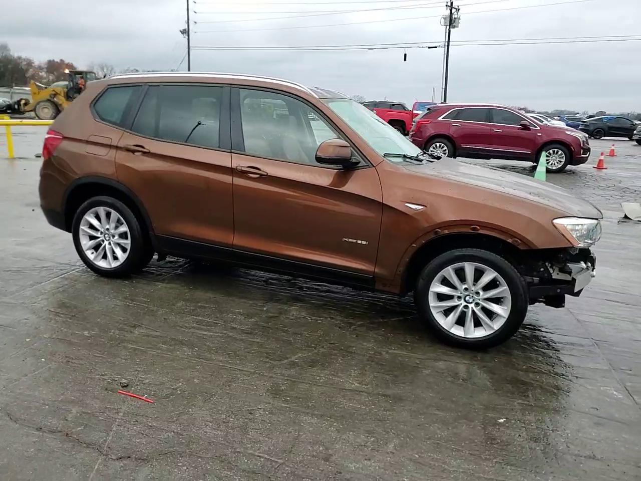 Фото: 5UXWX9C57H0T14773