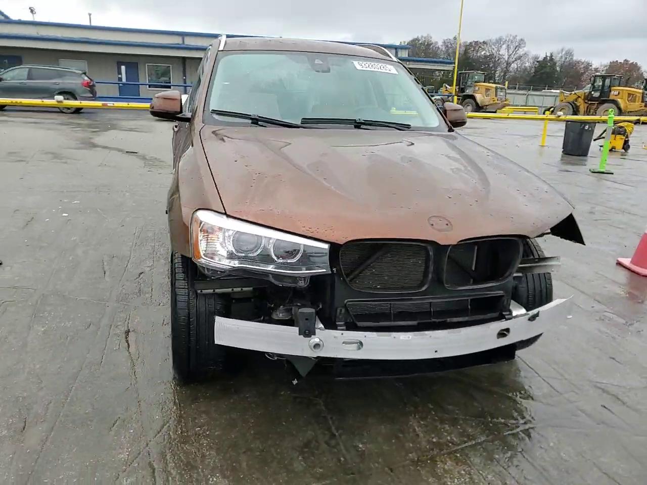 Фото: 5UXWX9C57H0T14773