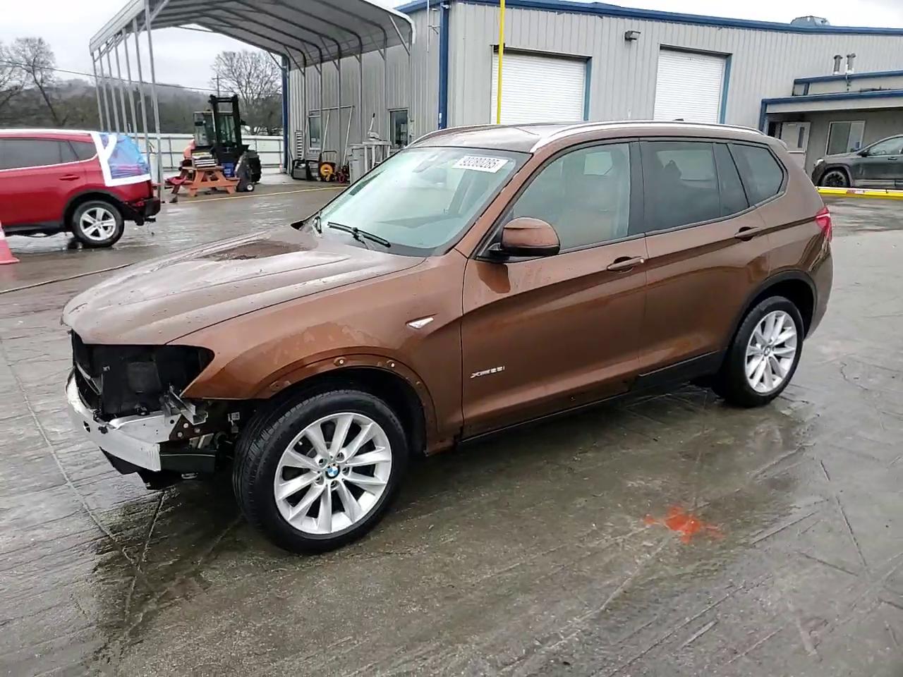 Фото: 5UXWX9C57H0T14773