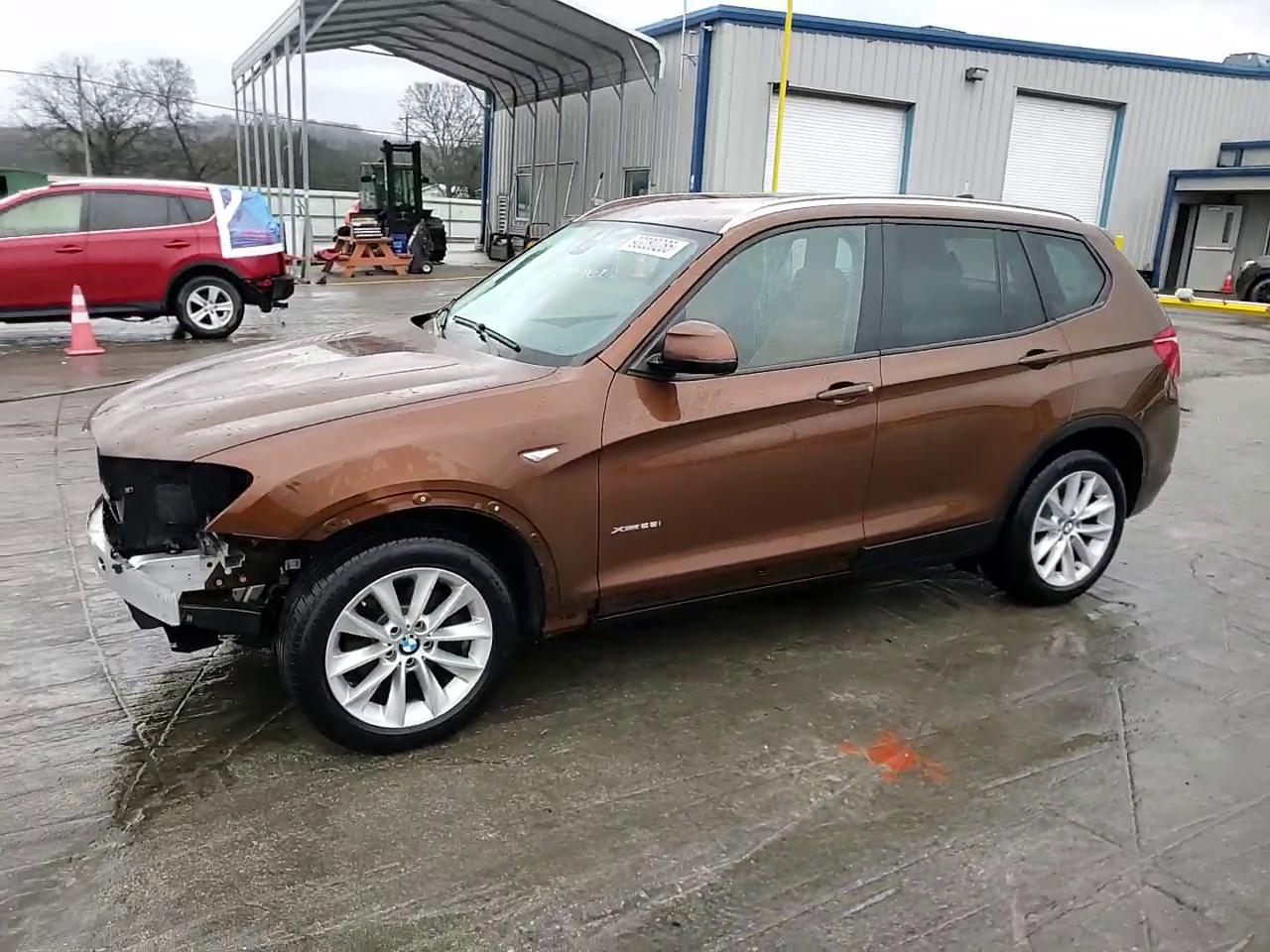 Фото: 5UXWX9C57H0T14773