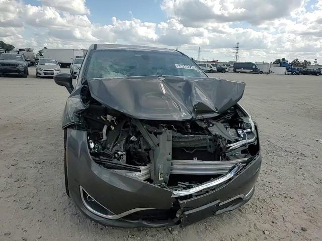 2018 Chrysler Pacifica Touring Plus VIN: 2C4RC1FG9JR279948 Lot: 92717225