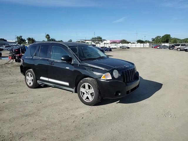 2010 Jeep Compass Sport VIN: 1J4NF1FB7AD675044 Lot: 93101465