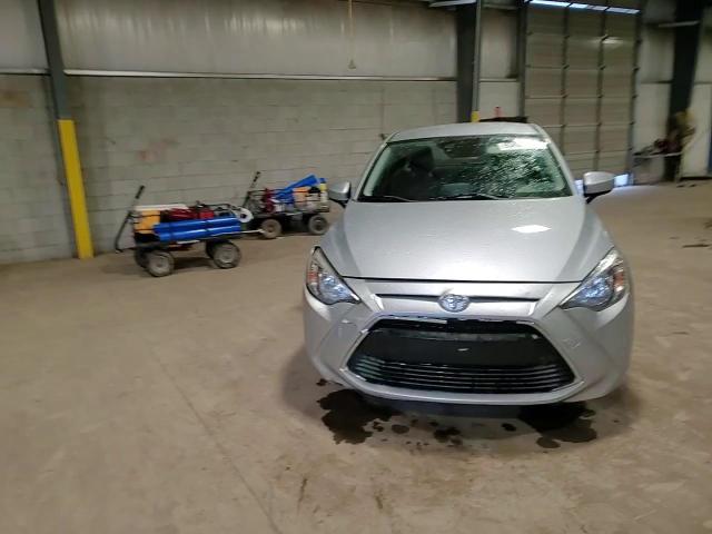 2018 Toyota Yaris Ia VIN: 3MYDLBYV4JY327093 Lot: 93425525