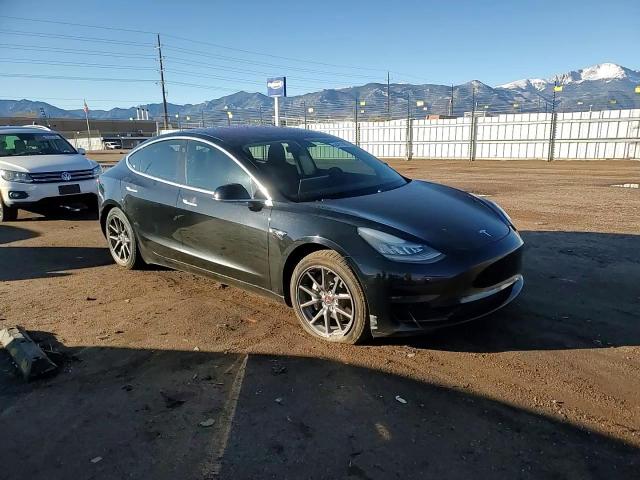 2019 Tesla Model 3 VIN: 5YJ3E1EB8KF198958 Lot: 94281405