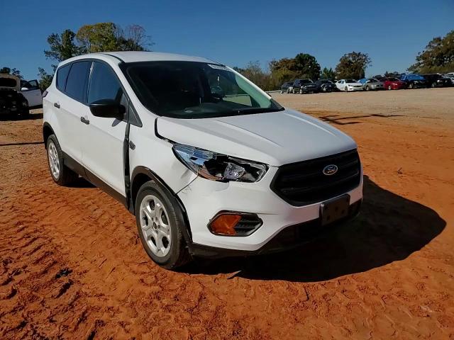 2017 Ford Escape S VIN: 1FMCU0F73HUB90768 Lot: 91310185