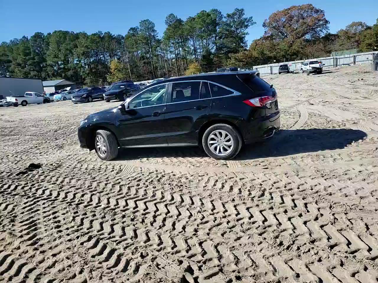 Фото: 5J8TB4H51JL018975