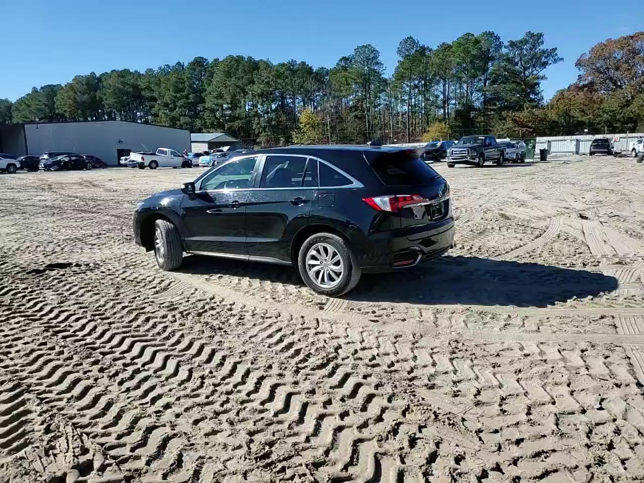 Фото: 5J8TB4H51JL018975