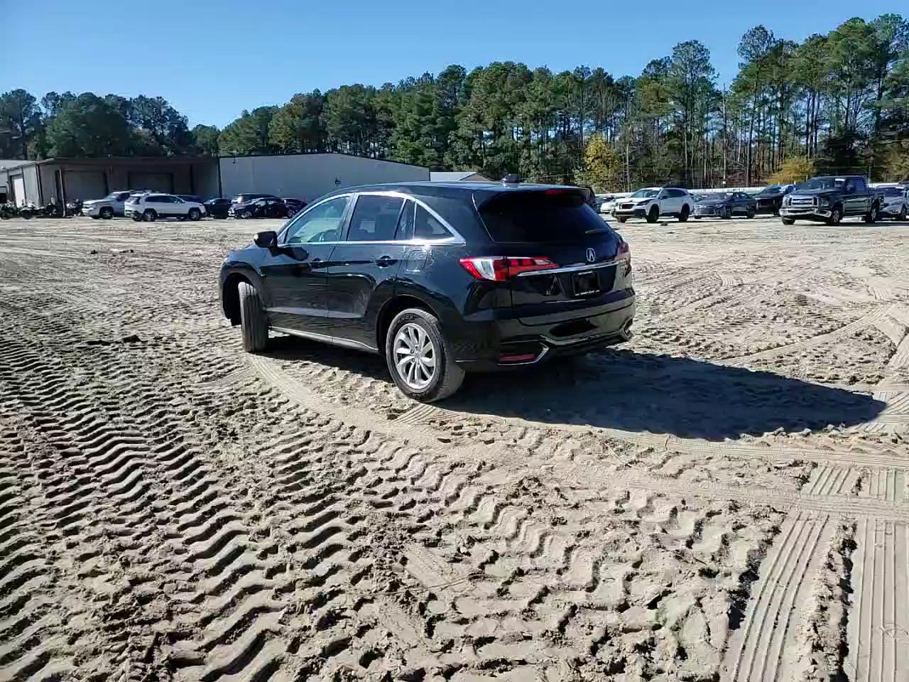 Фото: 5J8TB4H51JL018975