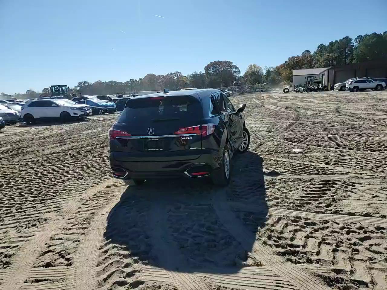 Фото: 5J8TB4H51JL018975