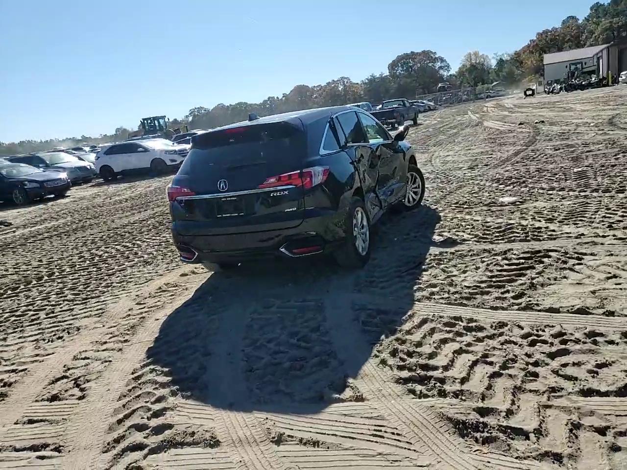 Фото: 5J8TB4H51JL018975