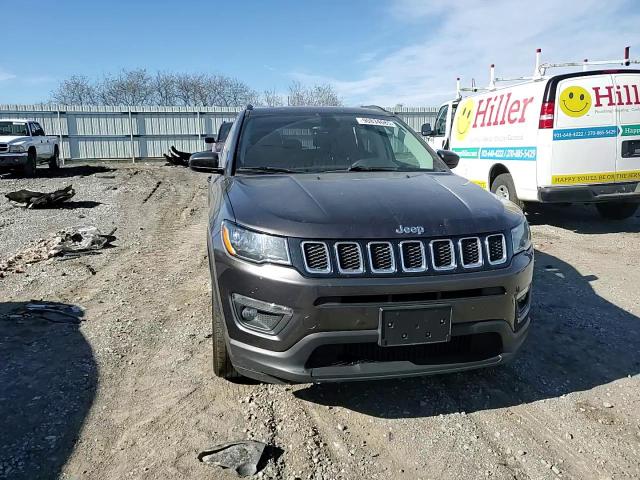 2018 Jeep Compass Latitude VIN: 3C4NJDBB9JT100692 Lot: 90834685