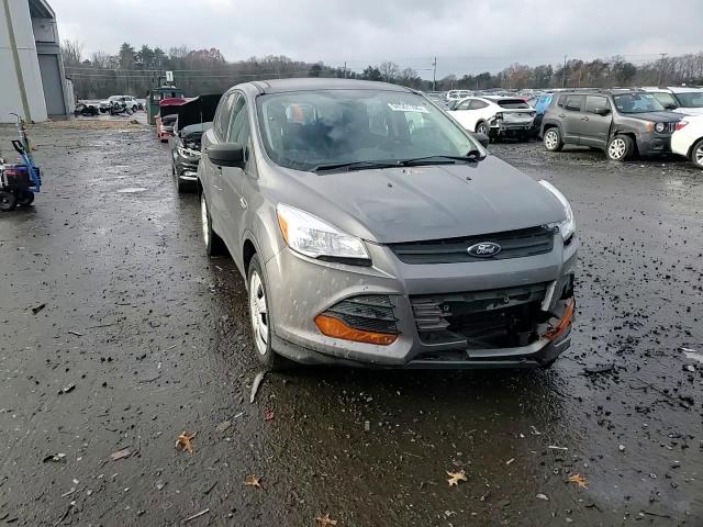 2013 Ford Escape S VIN: 1FMCU0F73DUB06376 Lot: 94561195