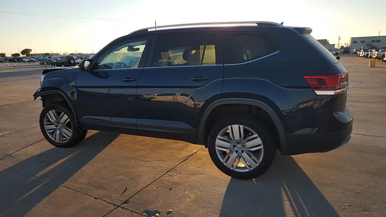 Фото: 1V2UR2CA0KC614067