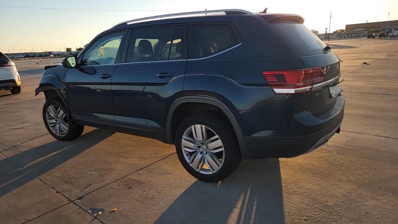 Фото: 1V2UR2CA0KC614067