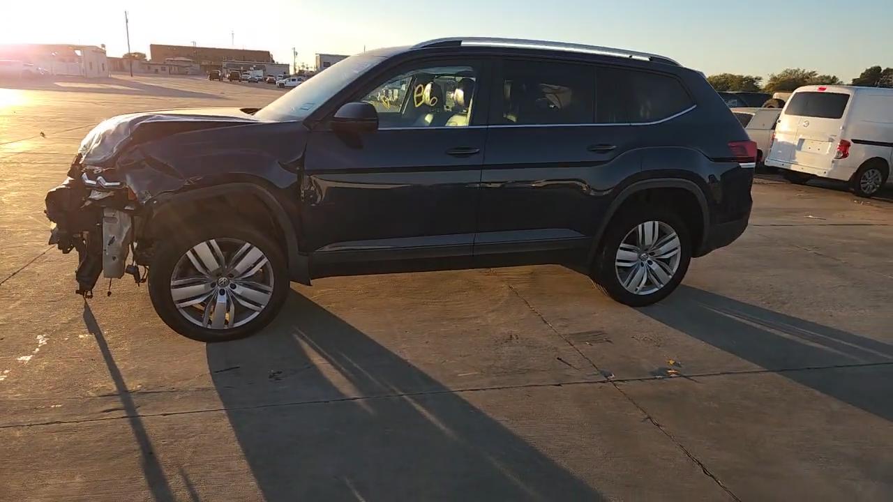 Фото: 1V2UR2CA0KC614067