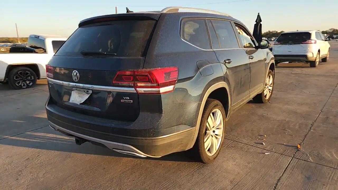 Фото: 1V2UR2CA0KC614067