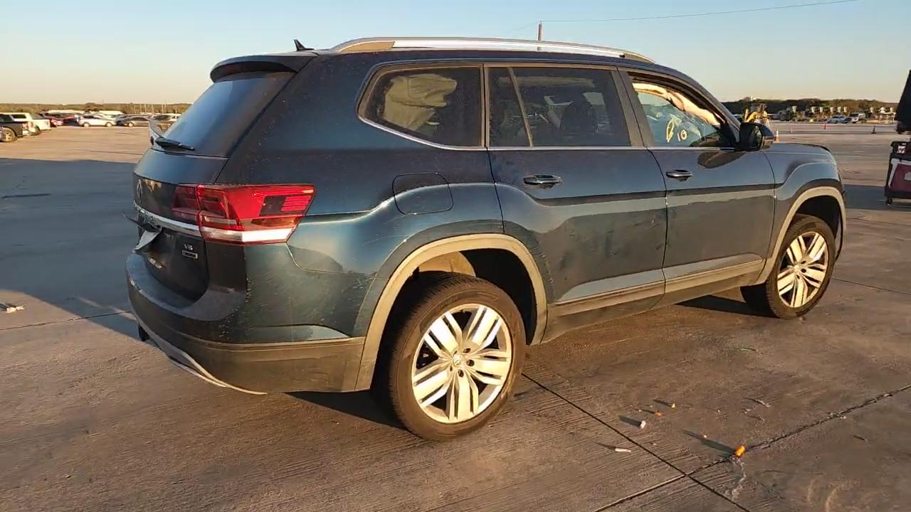 Фото: 1V2UR2CA0KC614067