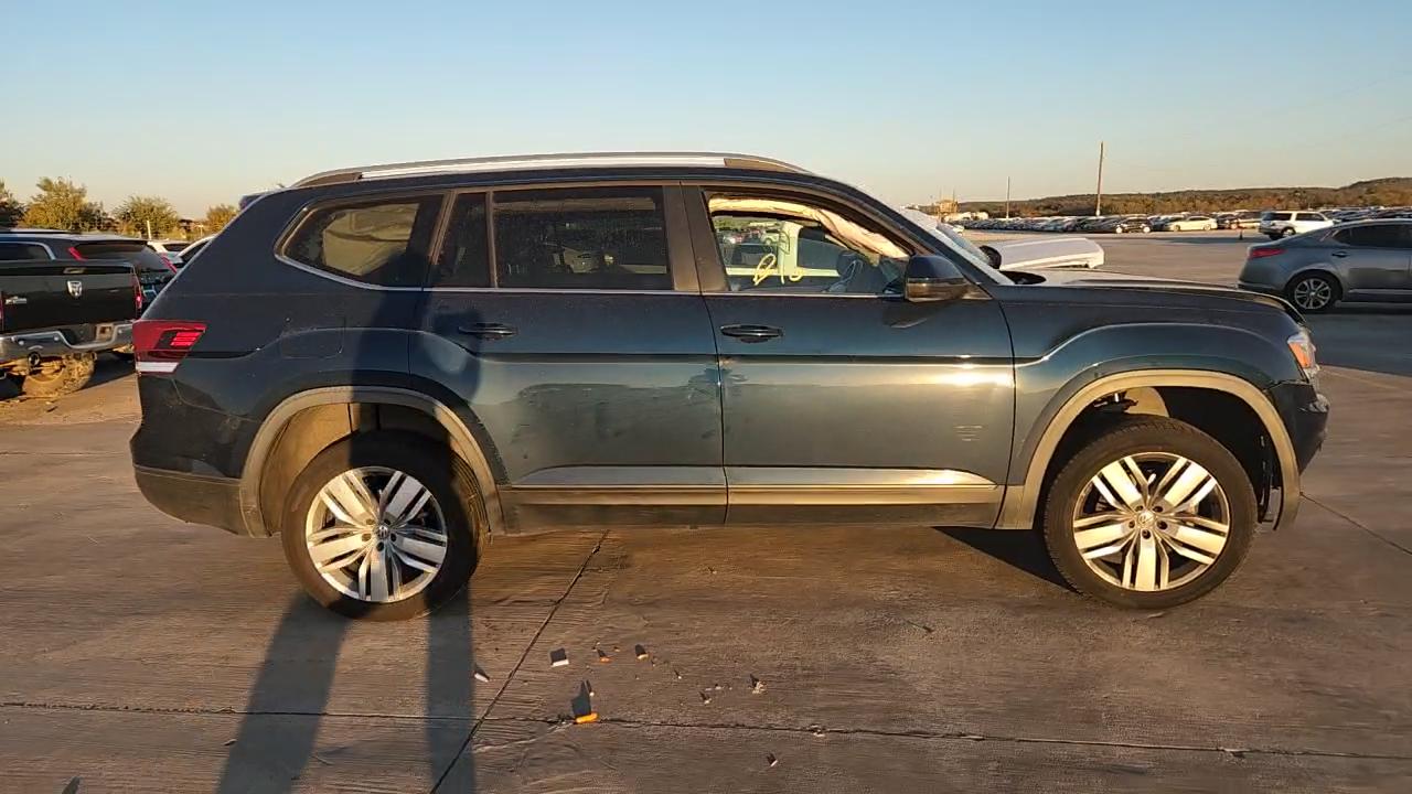 Фото: 1V2UR2CA0KC614067