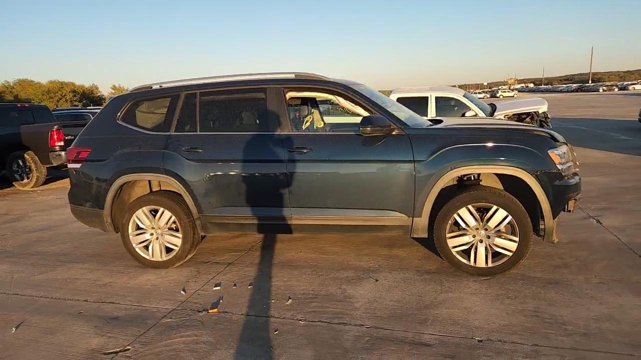 Фото: 1V2UR2CA0KC614067