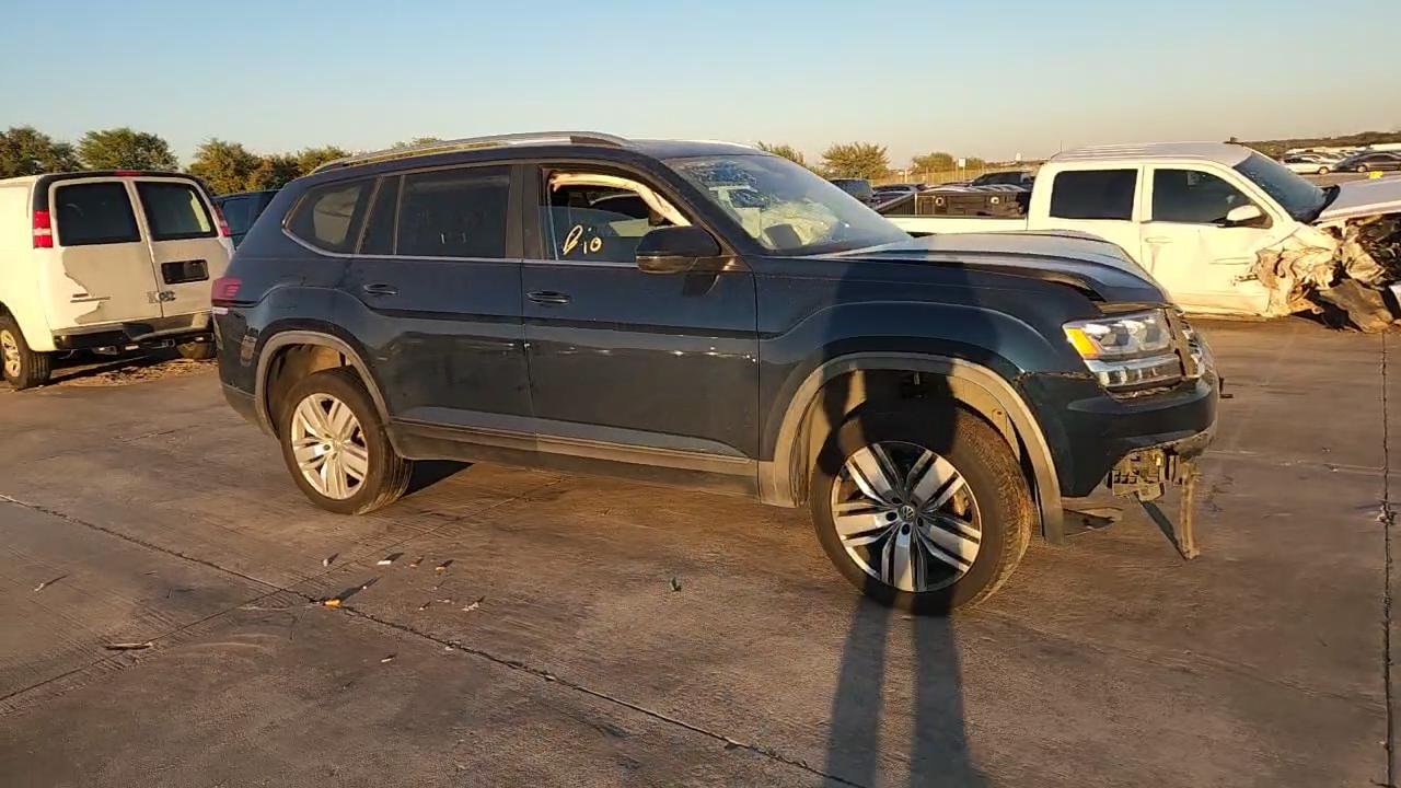 Фото: 1V2UR2CA0KC614067