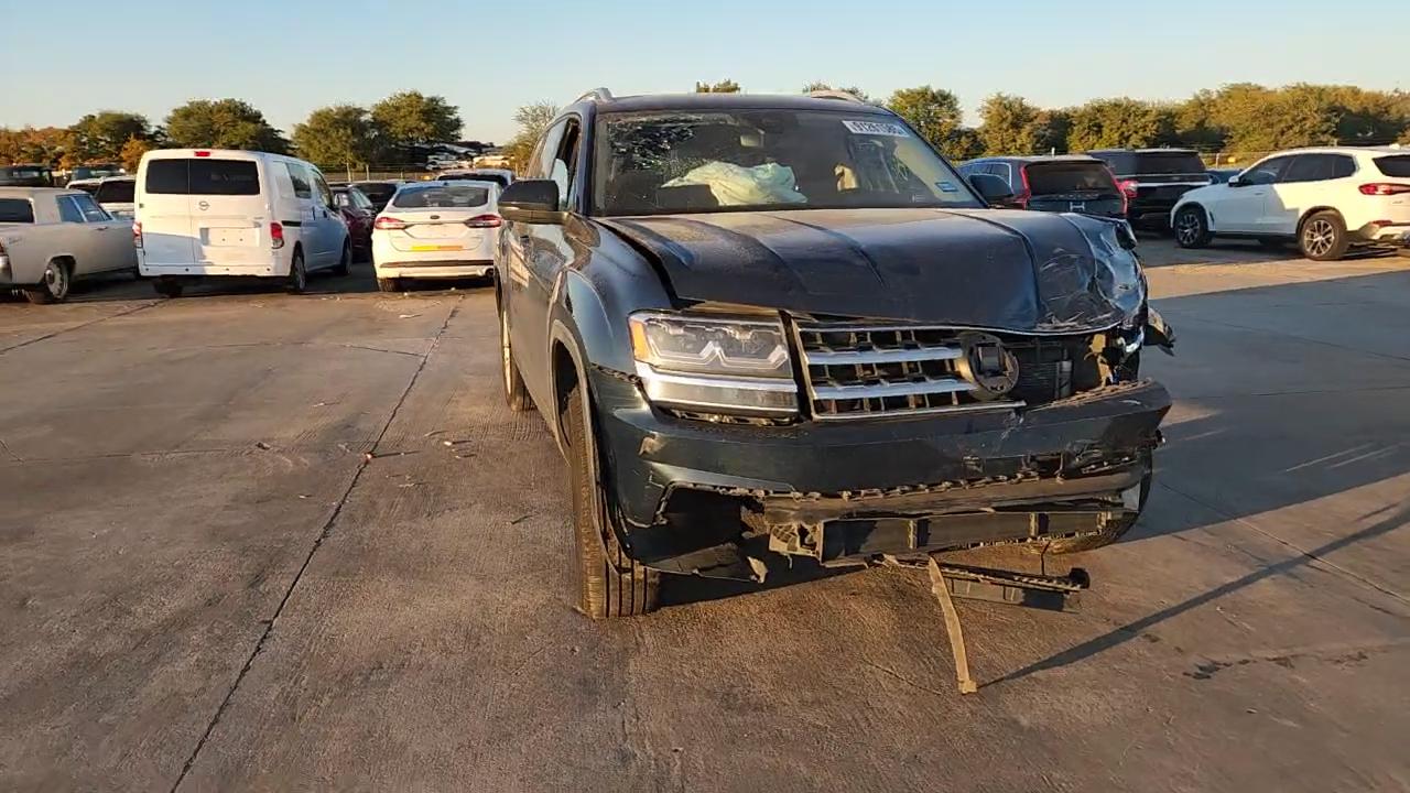 Фото: 1V2UR2CA0KC614067