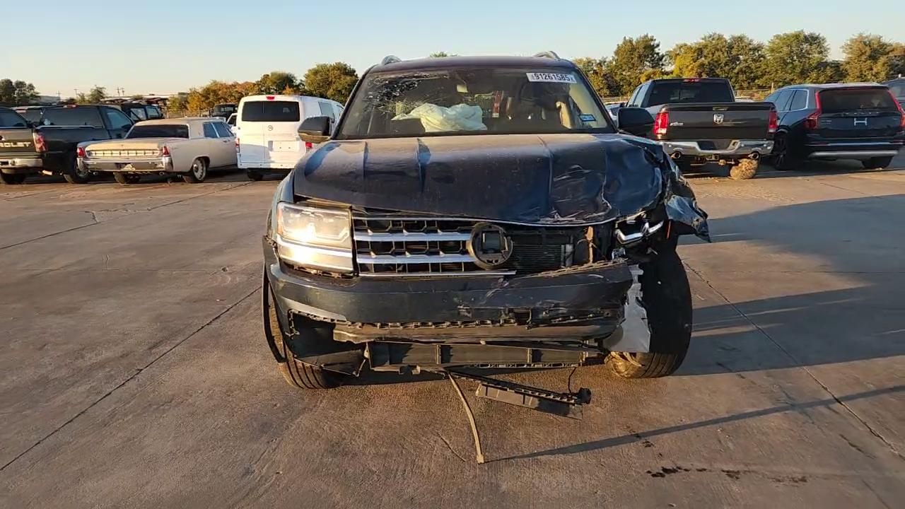 Фото: 1V2UR2CA0KC614067