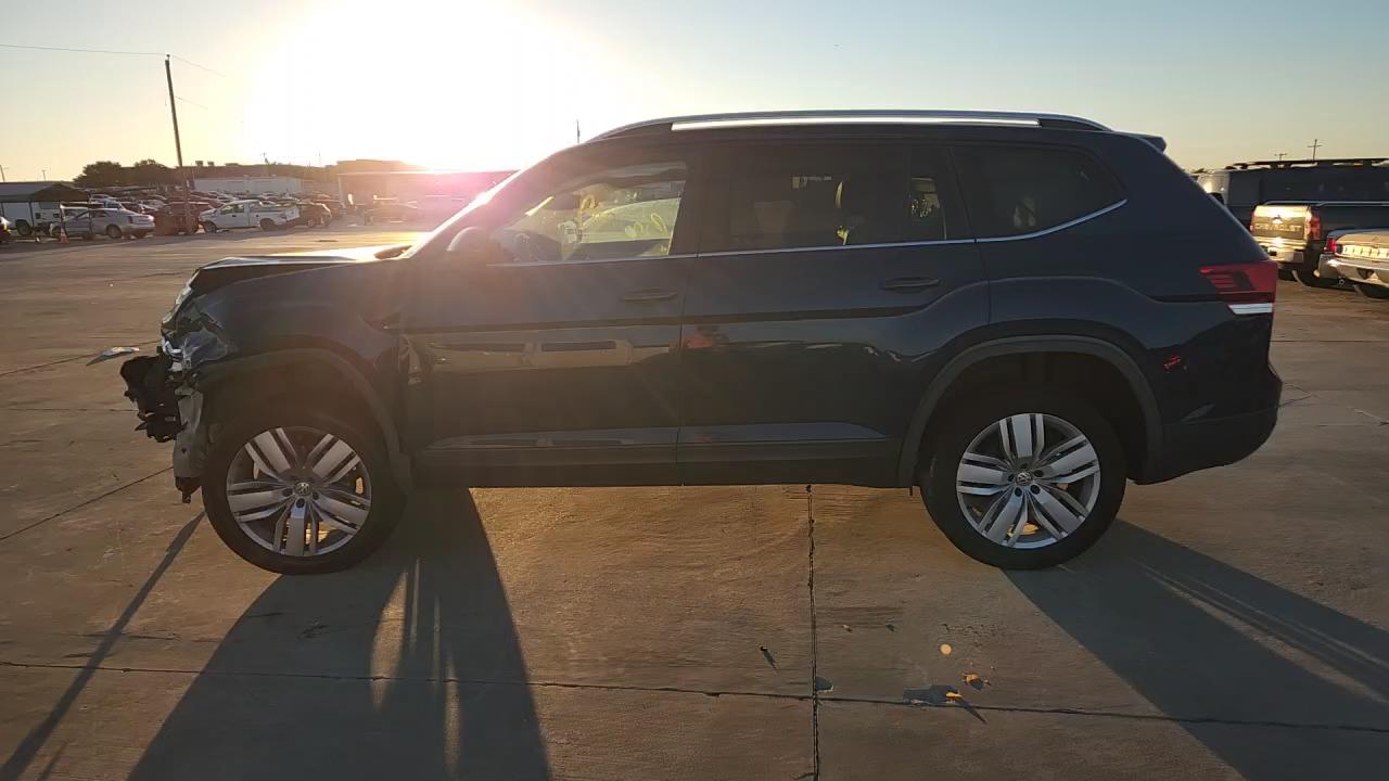 Фото: 1V2UR2CA0KC614067