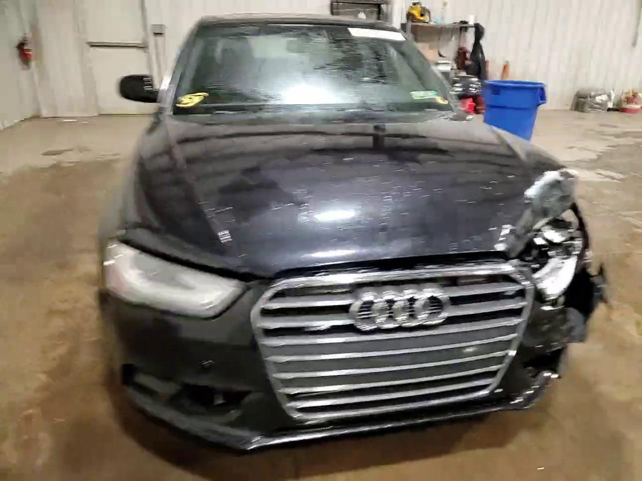 Фото: WAUFFAFL1DN019775