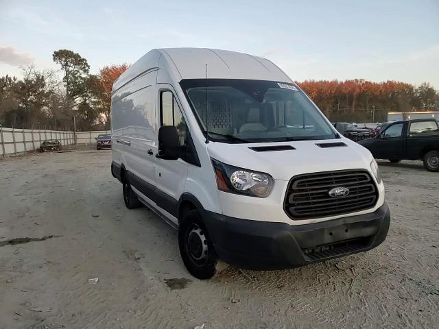2019 Ford Transit T-250 VIN: 1FTYR3XM8KKA82523 Lot: 92921035
