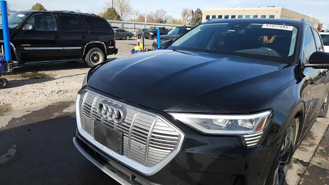 2022 Audi E-Tron Premium Plus VIN: WA1LAAGE6NB011026 Lot: 91427445