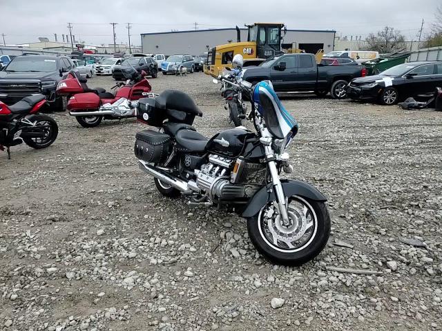 2000 Honda Gl1500 C/2 VIN: 1HFSC3406YA300097 Lot: 93402465