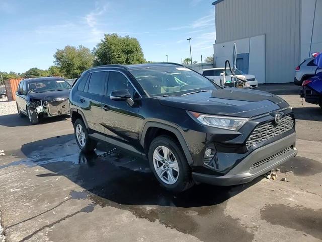 2019 Toyota Rav4 Xle VIN: JTMW1RFV2KD010068 Lot: 91231345