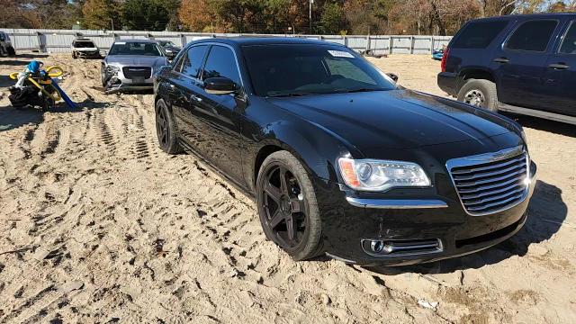 2013 Chrysler 300C VIN: 2C3CCAEG1DH573043 Lot: 92486005