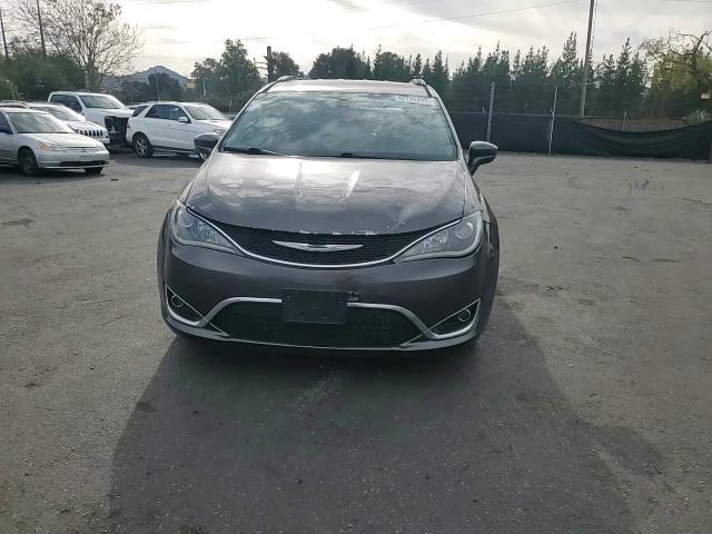 2017 Chrysler Pacifica Touring L VIN: 2C4RC1BG0HR655002 Lot: 92198495