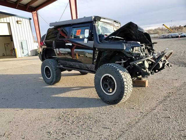 2007 Toyota Fj Cruiser VIN: JTEBU11F370057126 Lot: 92887805