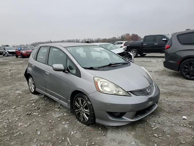 2010 Honda Fit Sport VIN: JHMGE8H45AS001932 Lot: 93110055