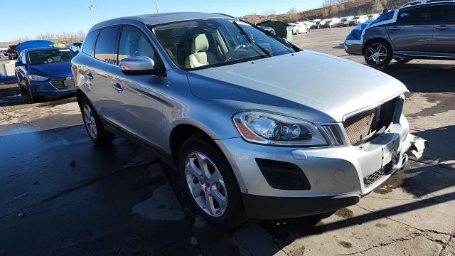2013 Volvo Xc60 3.2 VIN: YV4952DZ0D2381465 Lot: 93760695