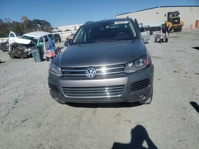 2014 Volkswagen Touareg V6 VIN: WVGEF9BPXED008735 Lot: 90682865