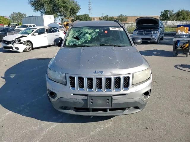 2016 Jeep Compass Sport VIN: 1C4NJCBA9GD743303 Lot: 92657735
