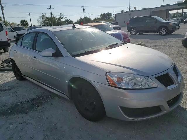 2010 Pontiac G6 VIN: 1G2ZA5E0XA4135849 Lot: 92862955