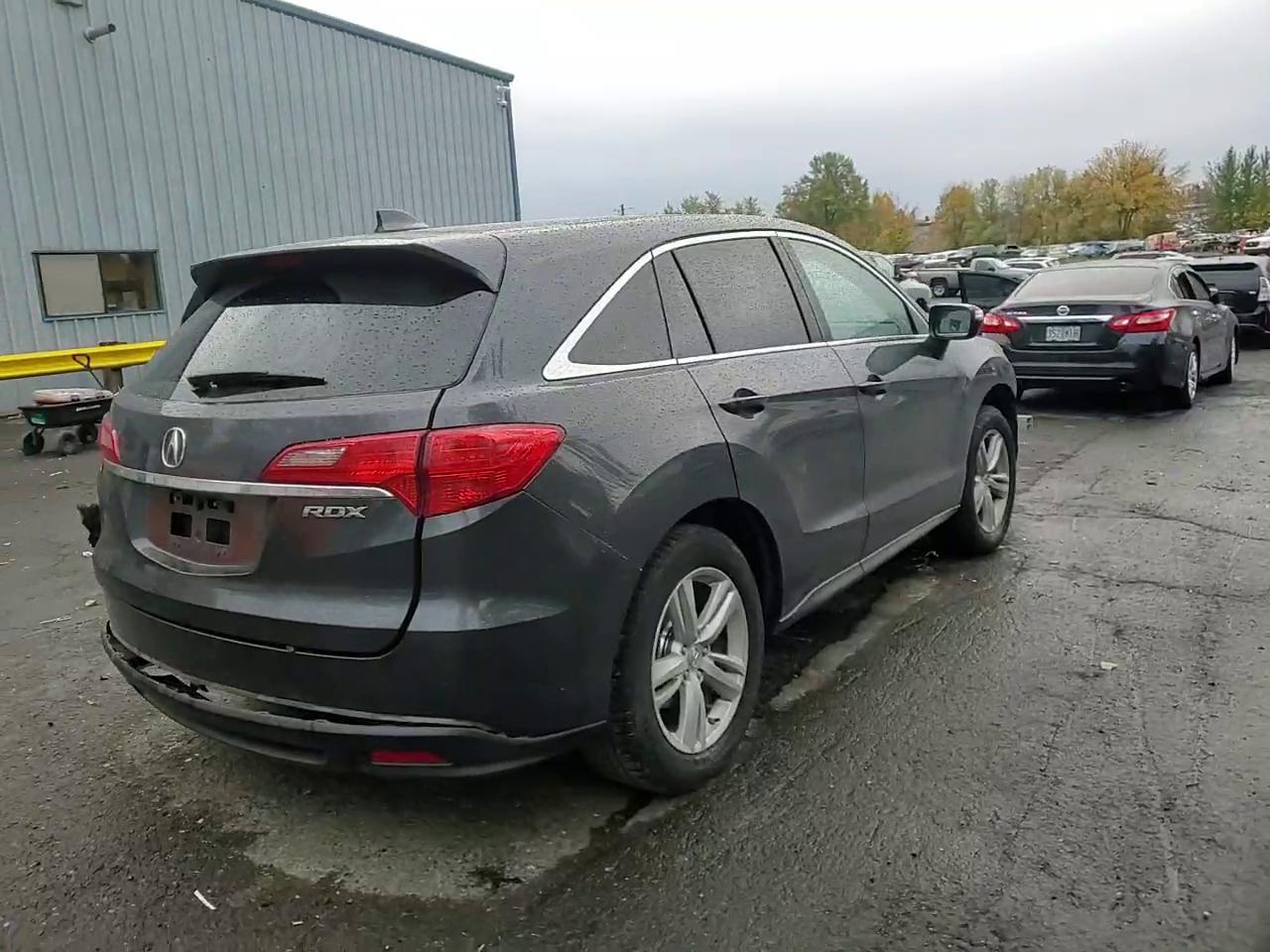 Фото: 5J8TB3H51DL016674