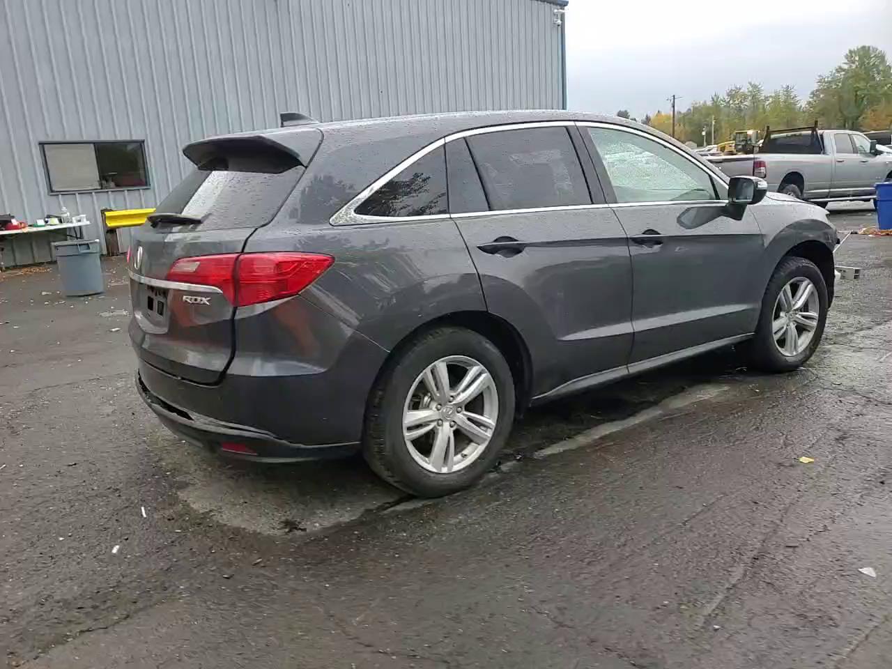 Фото: 5J8TB3H51DL016674