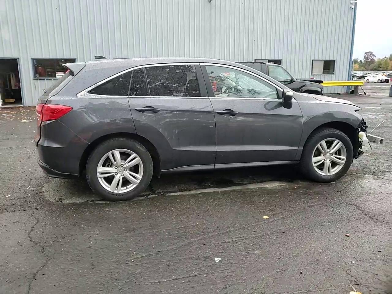 Фото: 5J8TB3H51DL016674