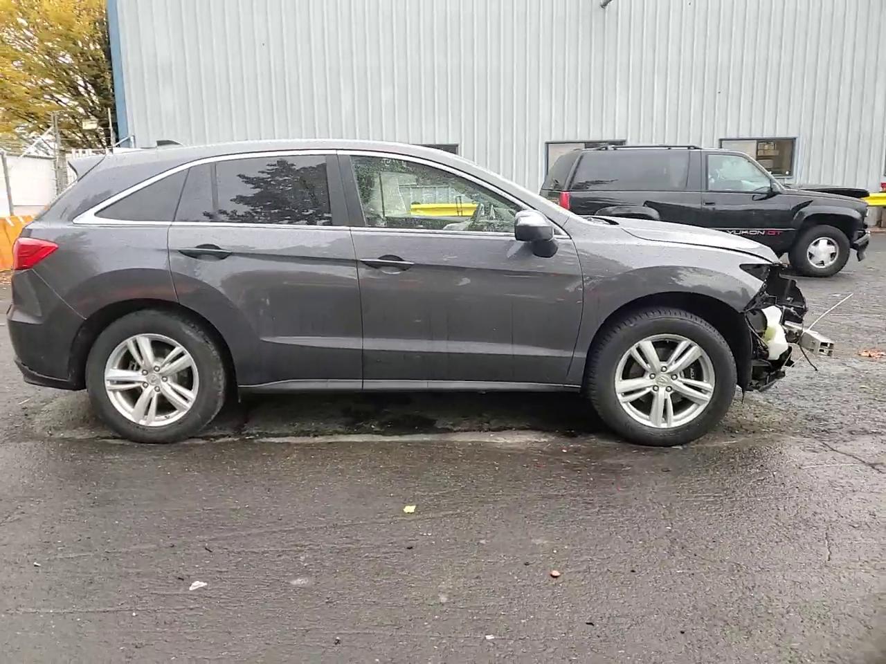 Фото: 5J8TB3H51DL016674