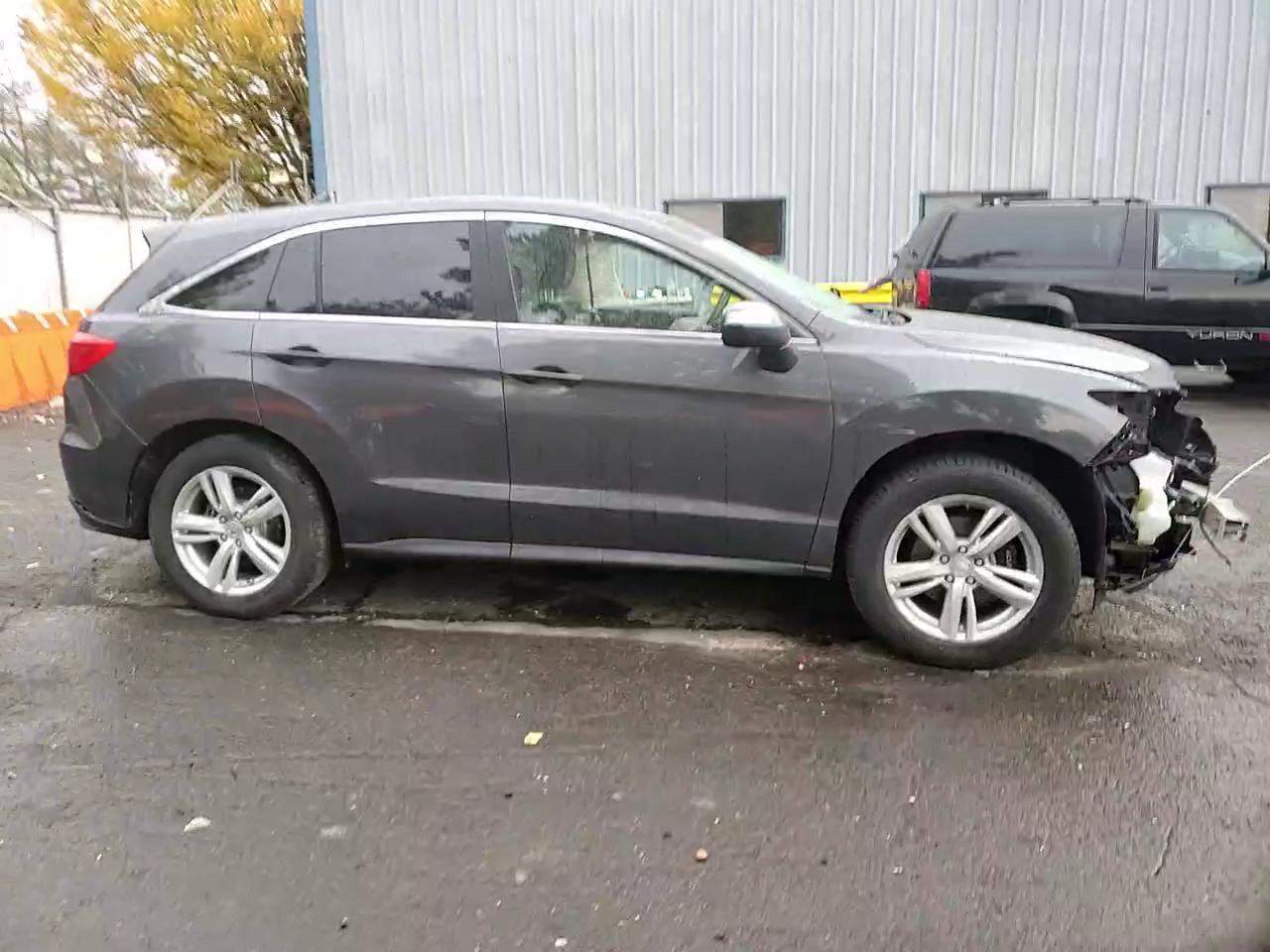 Фото: 5J8TB3H51DL016674